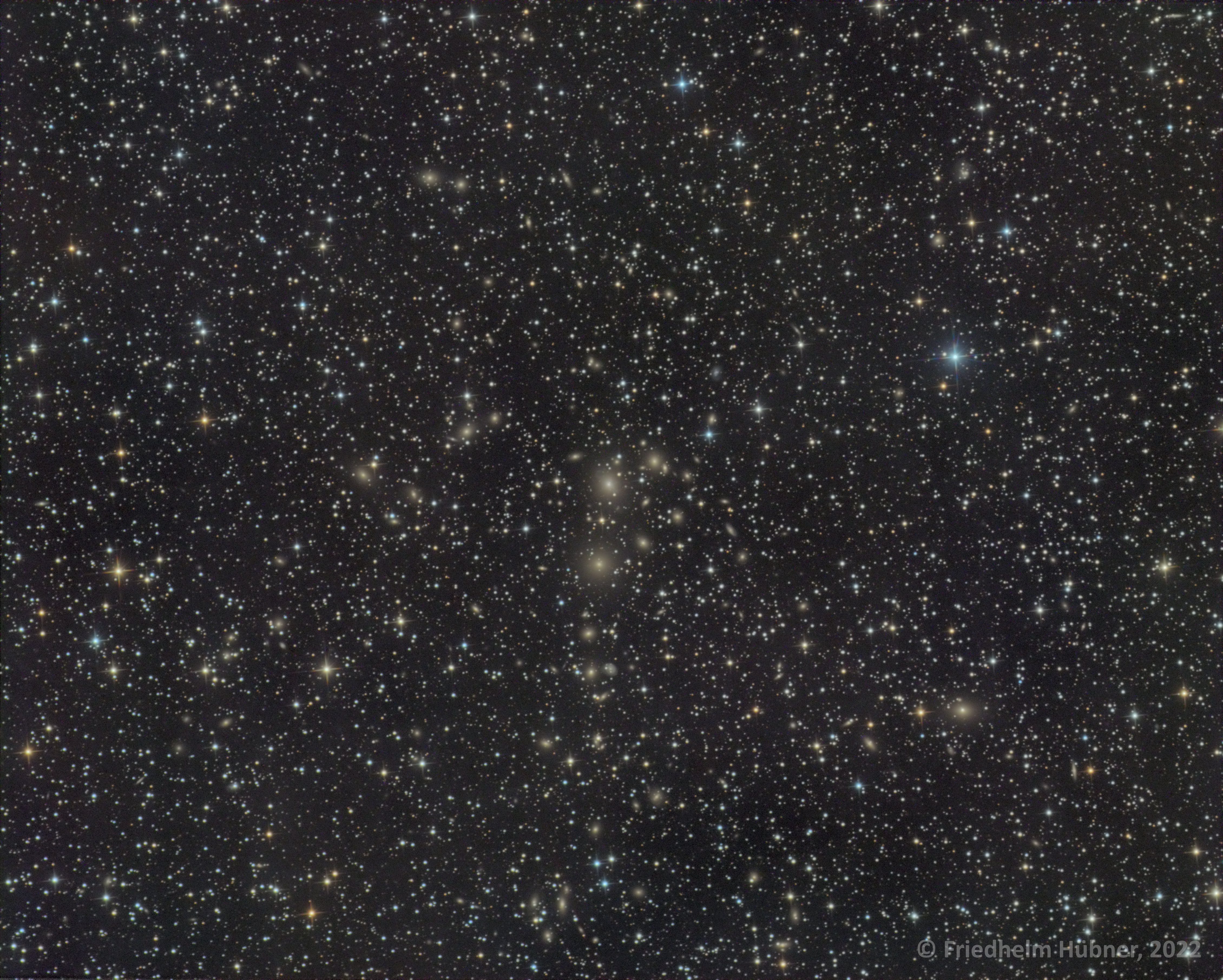 NGC 1275 im Perseus-Galaxienhaufen (Per)