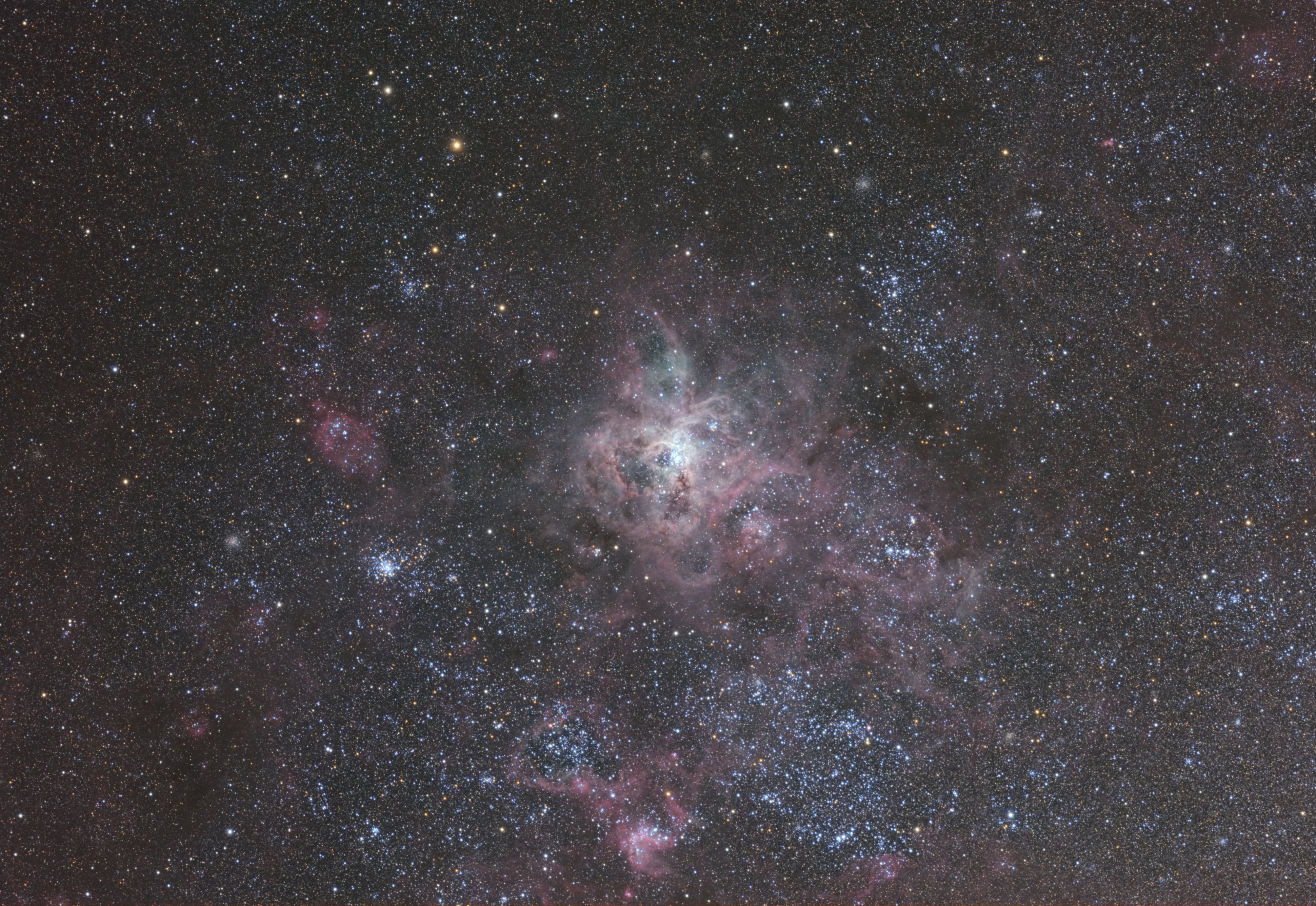 NGC 2070 (Dor), 30Dor